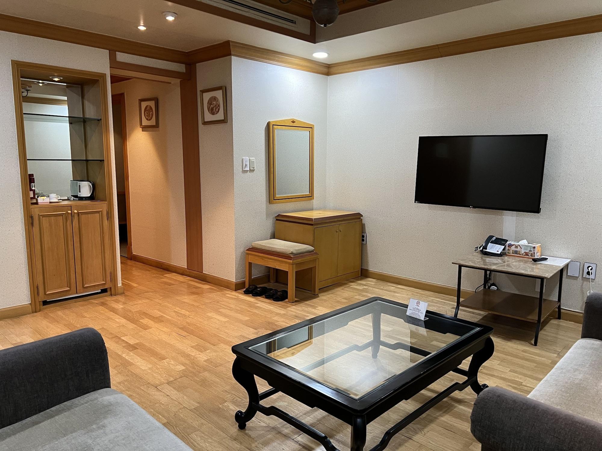 Hotel International Changwon Exterior foto