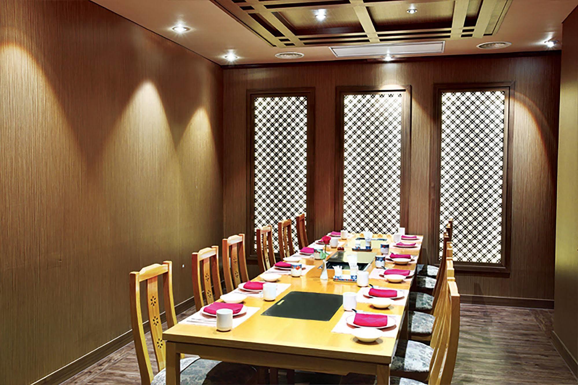 Hotel International Changwon Exterior foto
